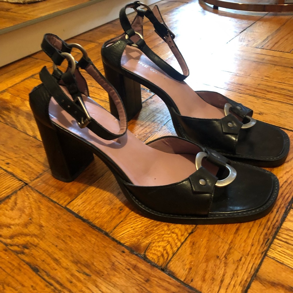 Vintage Nine West Black Heels